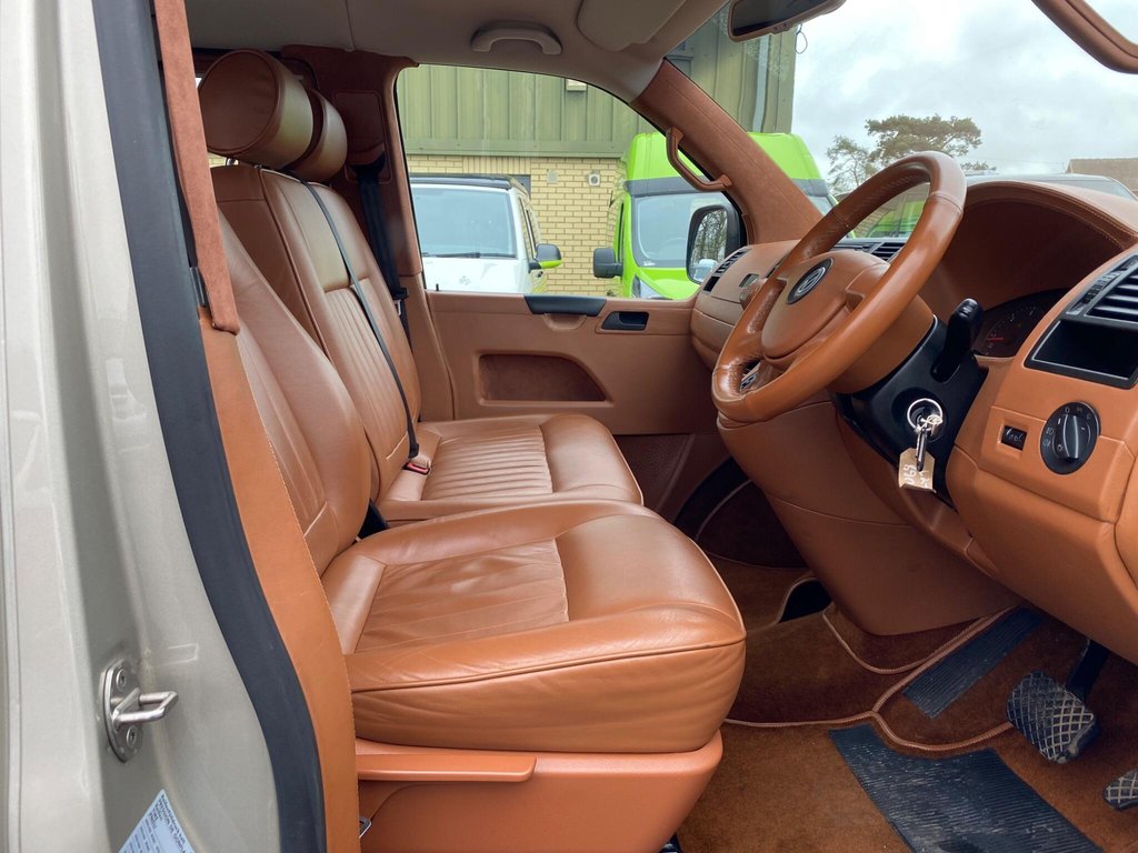 Used Volkswagen Transporter Shuttle 2009 for sale - 77631566: Photo 5