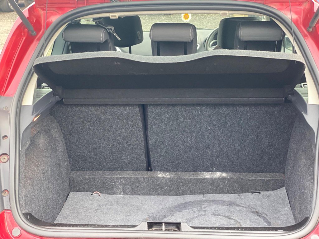 Used Renault Clio 2011 for sale - 77981495: Photo 12