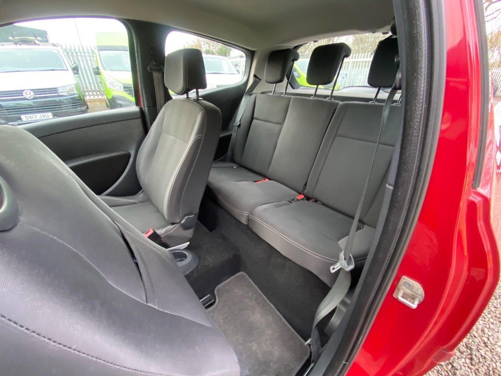 Used Renault Clio 2011 for sale - 77981495: Photo 46