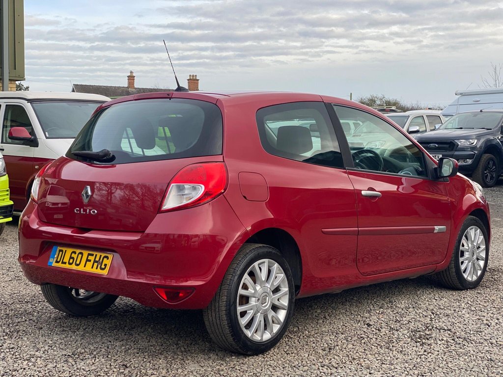 Used Renault Clio 2011 for sale - 77981495: Photo 5