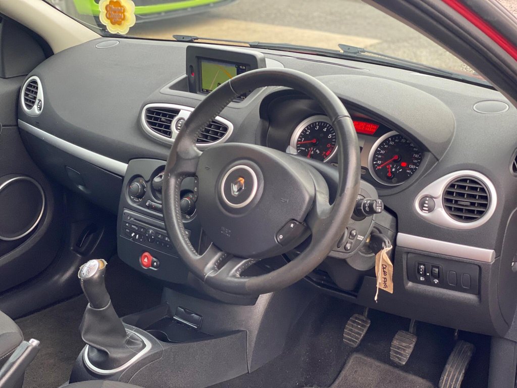 Used Renault Clio 2011 for sale - 77981495: Photo 6