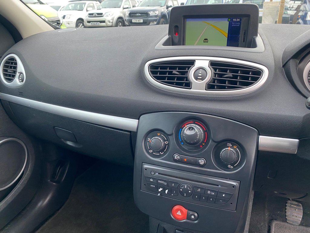 Used Renault Clio 2011 for sale - 77981495: Photo 8
