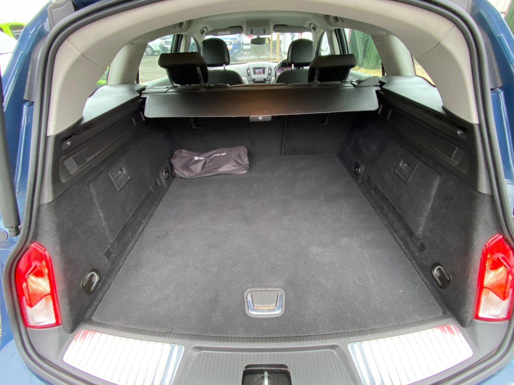 Used Vauxhall Insignia 2015 for sale - 77037947: Photo 13