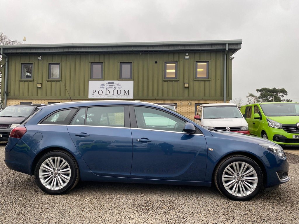 Used Vauxhall Insignia 2015 for sale - 77037947: Photo 20