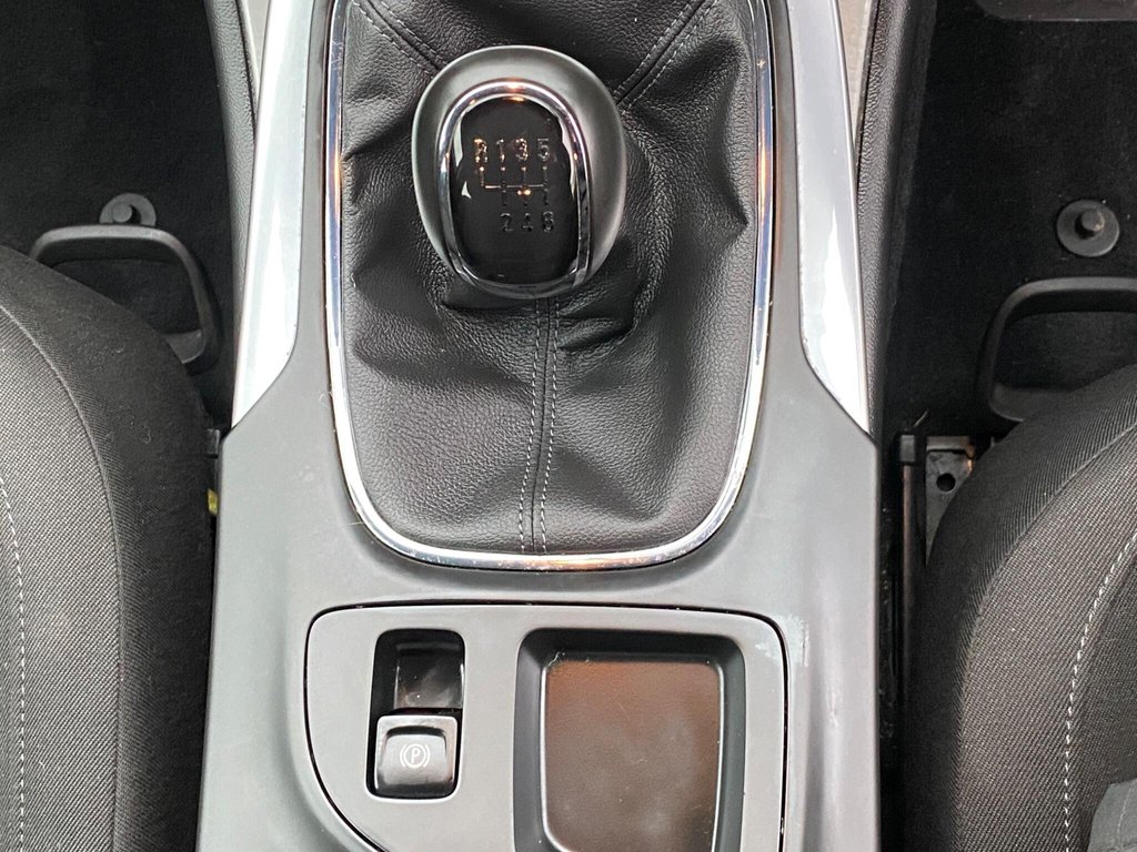 Used Vauxhall Insignia 2015 for sale - 77037947: Photo 33