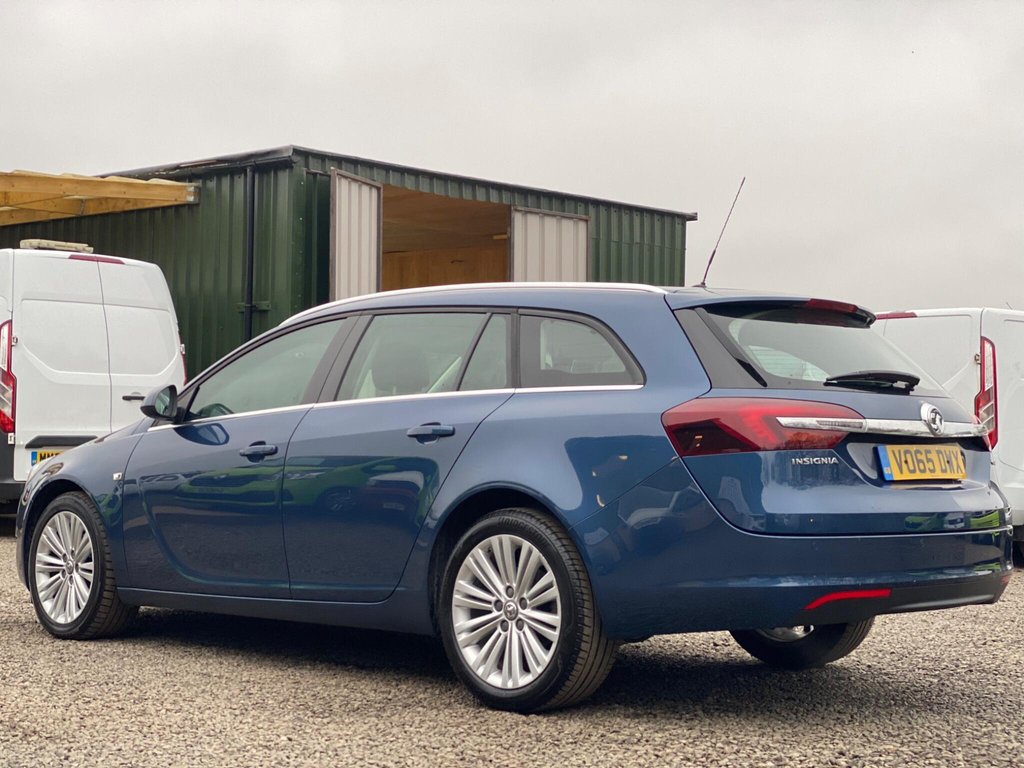 Used Vauxhall Insignia 2015 for sale - 77037947: Photo 4