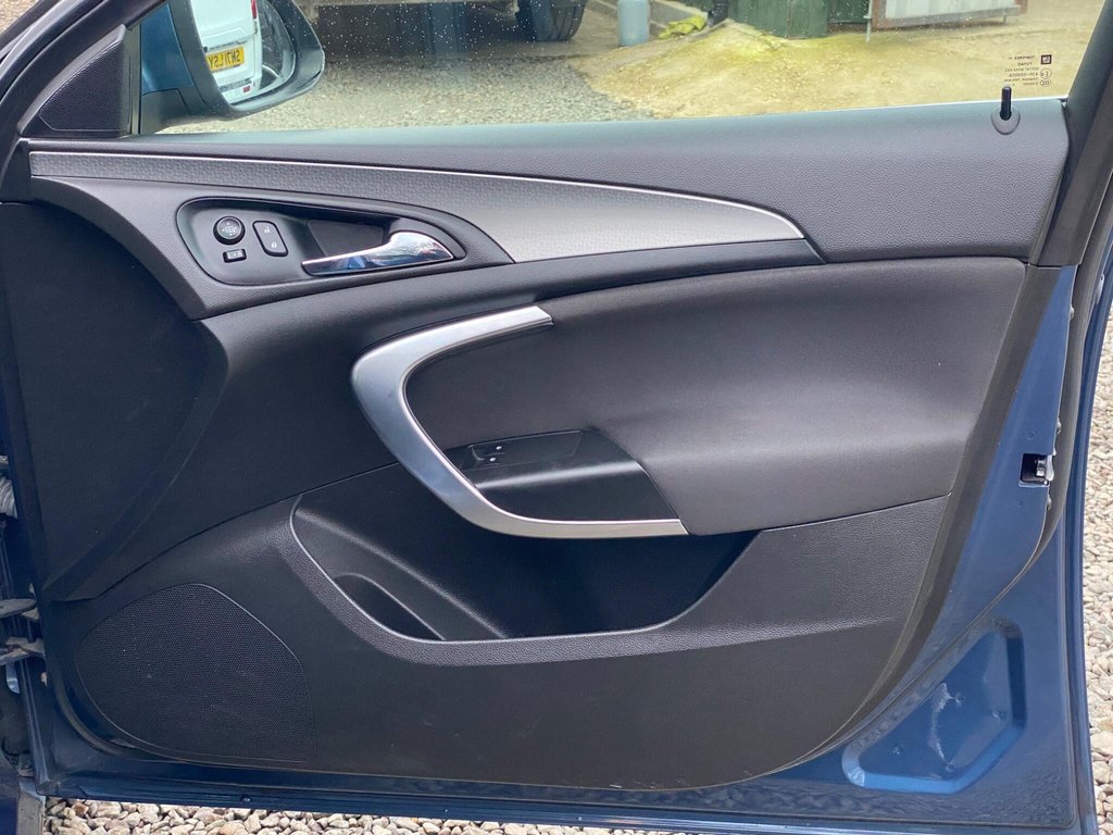 Used Vauxhall Insignia 2015 for sale - 77037947: Photo 43