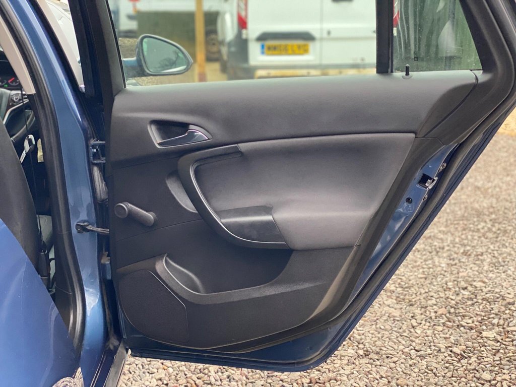 Used Vauxhall Insignia 2015 for sale - 77037947: Photo 45