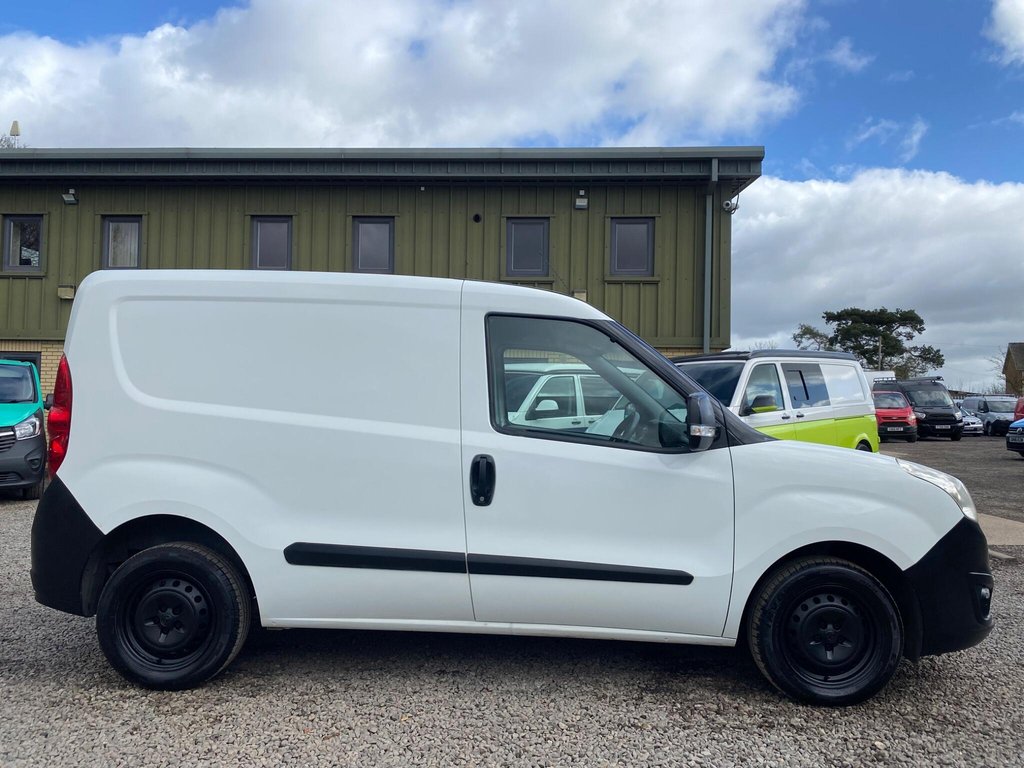 Used Vauxhall Combo 2014 for sale - 77841381: Photo 20