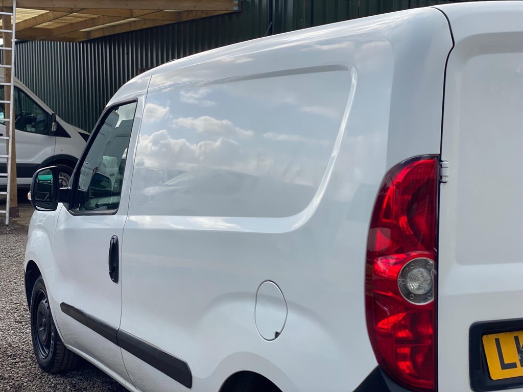 Used Vauxhall Combo 2014 for sale - 77841381: Photo 26