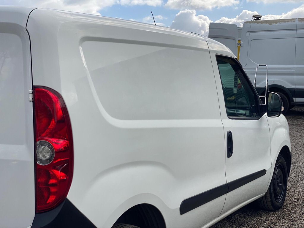 Used Vauxhall Combo 2014 for sale - 77841381: Photo 28