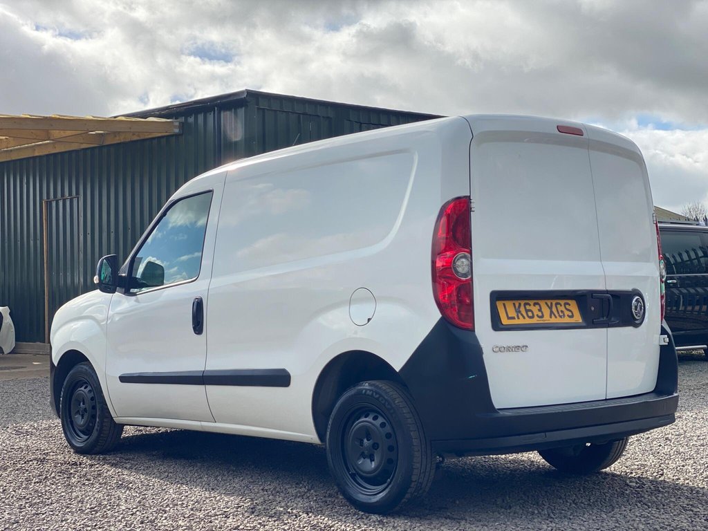 Used Vauxhall Combo 2014 for sale - 77841381: Photo 4