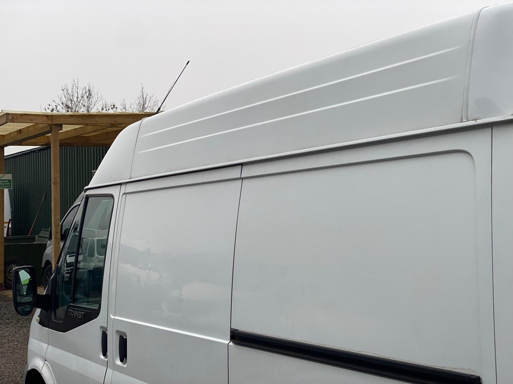 Used Ford Transit 2011 for sale - 77139702: Photo 32