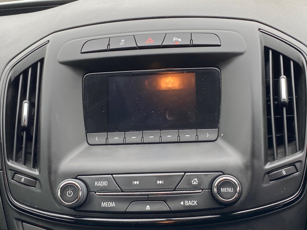 Used Vauxhall Insignia 2015 for sale - 77849646: Photo 32