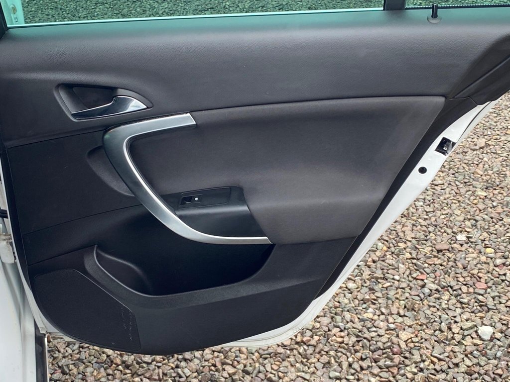 Used Vauxhall Insignia 2015 for sale - 77849646: Photo 46