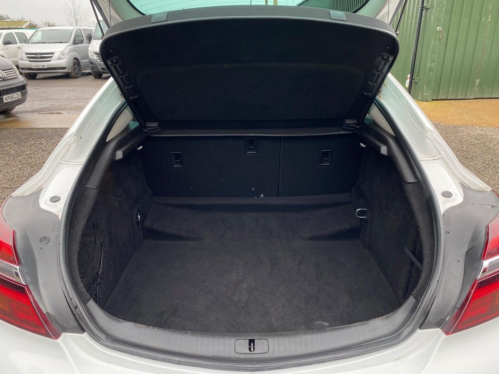 Used Vauxhall Insignia 2015 for sale - 77849646: Photo 48