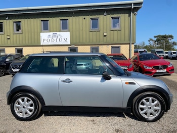 Used MINI Hatch 2004 for sale - 75520247: Photo