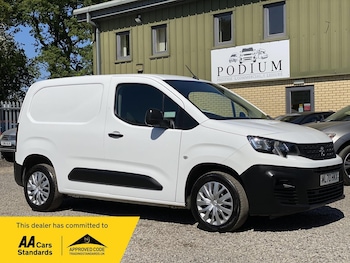 Used Peugeot Partner 2020 for sale - 75507149: Photo