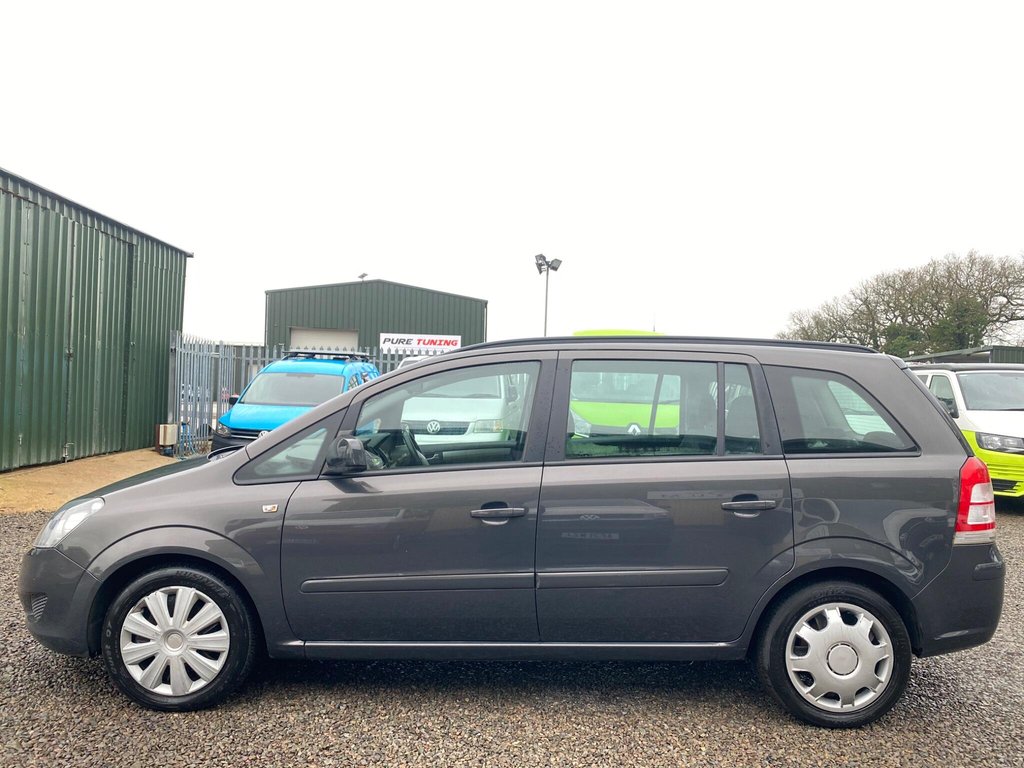 Used Vauxhall Zafira 2013 for sale - 77301939: Photo 20