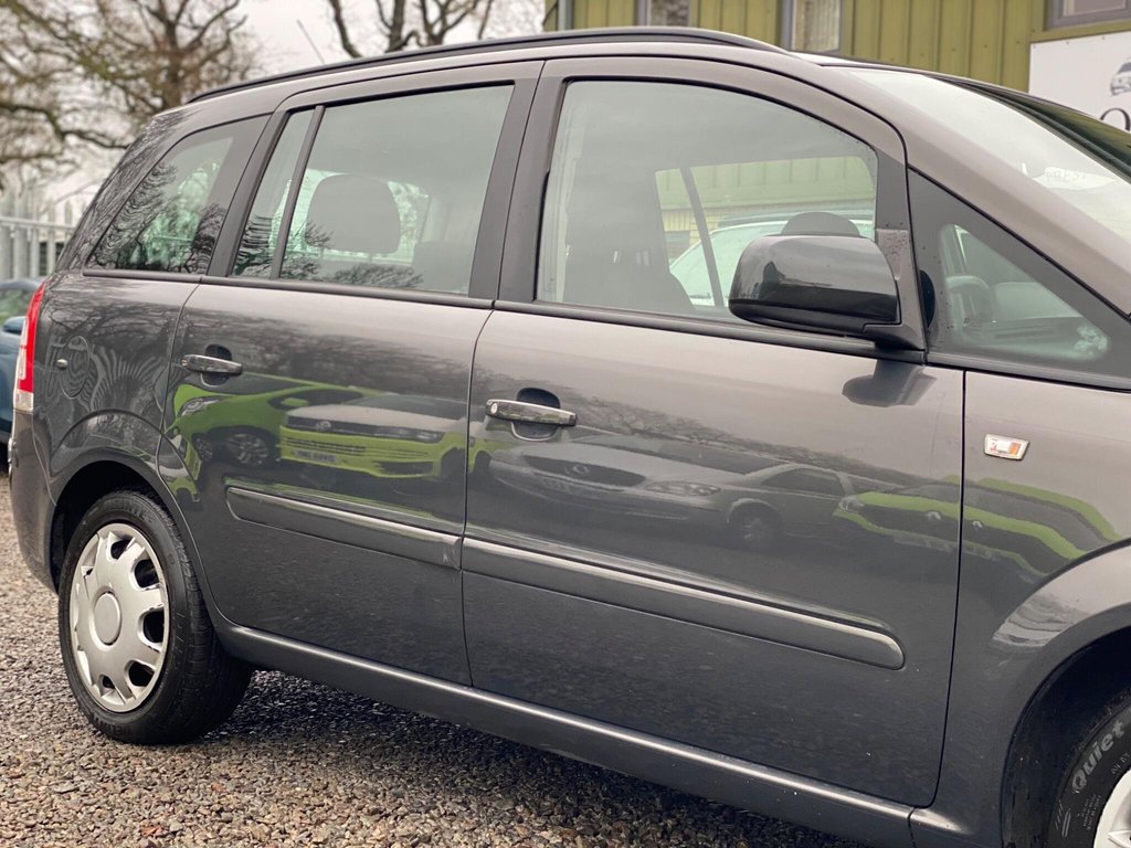 Used Vauxhall Zafira 2013 for sale - 77301939: Photo 24