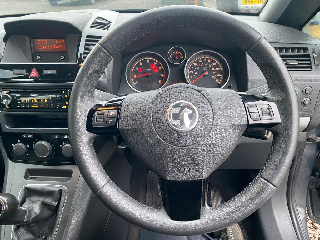 Used Vauxhall Zafira 2013 for sale - 77301939: Photo 38