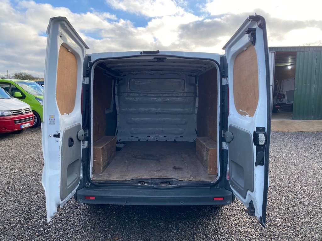 Used Vauxhall Vivaro 2012 for sale - 77642372: Photo 10