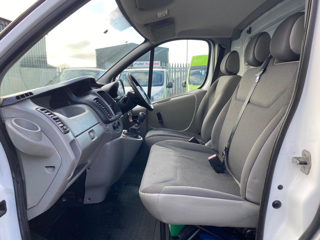 Used Vauxhall Vivaro 2012 for sale - 77642372: Photo 15