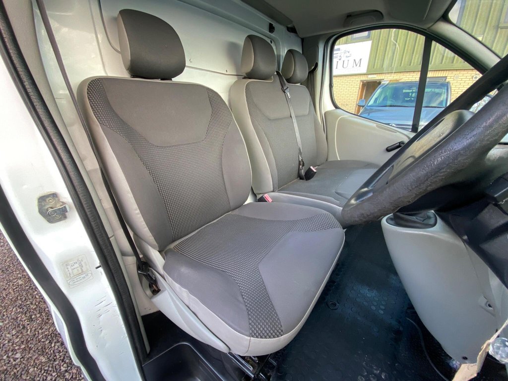 Used Vauxhall Vivaro 2012 for sale - 77642372: Photo 31