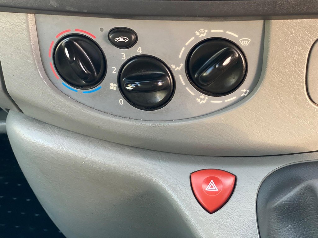 Used Vauxhall Vivaro 2012 for sale - 77642372: Photo 33