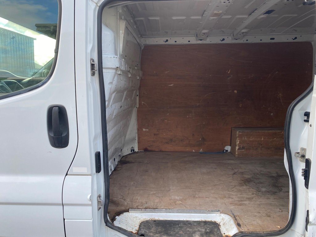 Used Vauxhall Vivaro 2012 for sale - 77642372: Photo 43