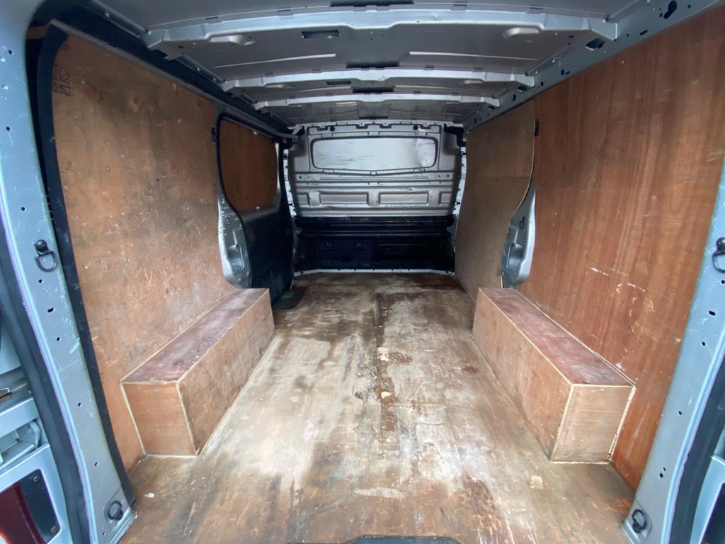 Used Vauxhall Vivaro 2016 for sale - 77250302: Photo 13