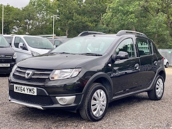 Used Dacia Sandero Stepway 2015 for sale - 78936391: Photo