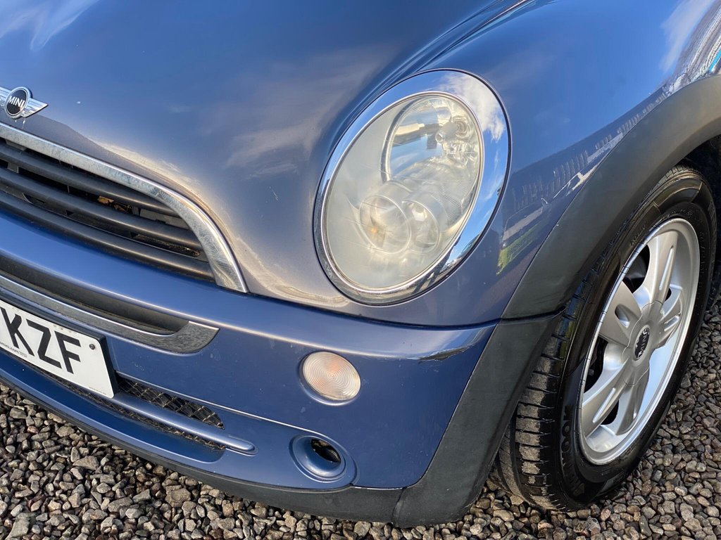 Used MINI Convertible 2006 for sale - 77397292: Photo 30