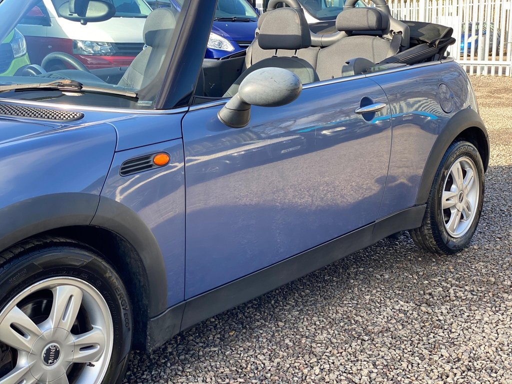 Used MINI Convertible 2006 for sale - 77397292: Photo 31