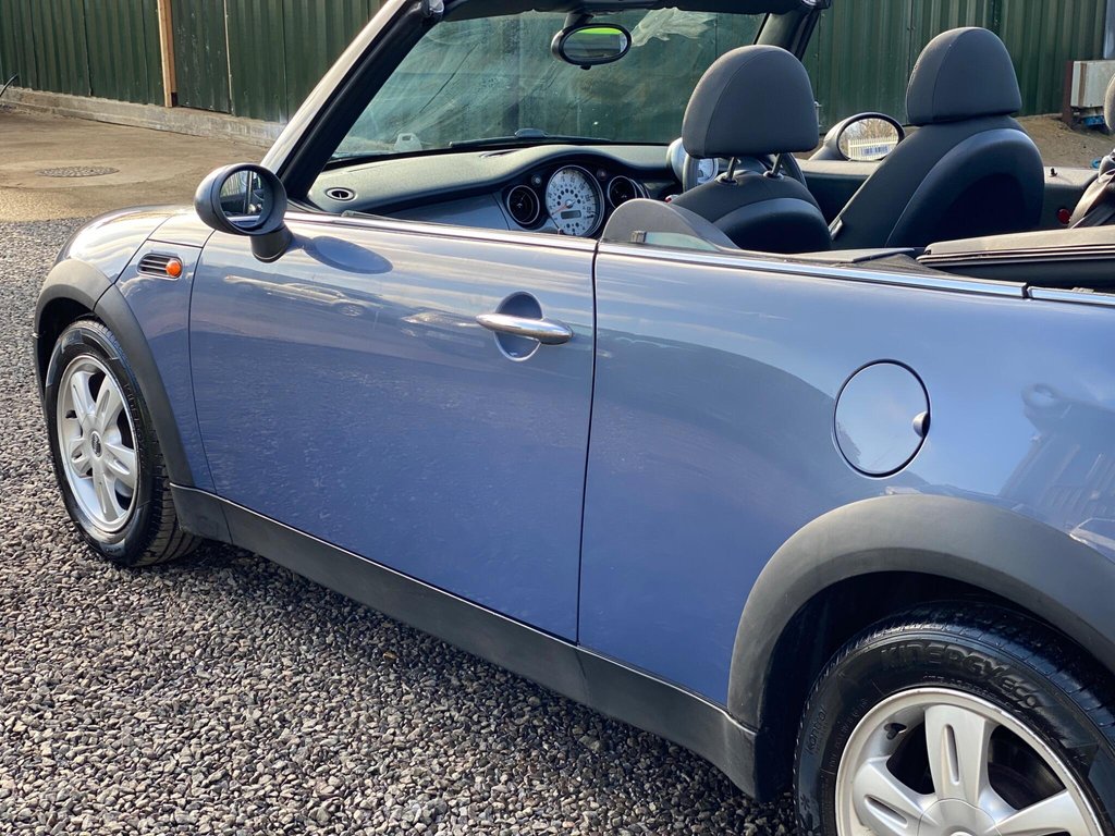 Used MINI Convertible 2006 for sale - 77397292: Photo 33
