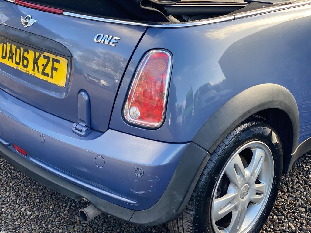 Used MINI Convertible 2006 for sale - 77397292: Photo 34