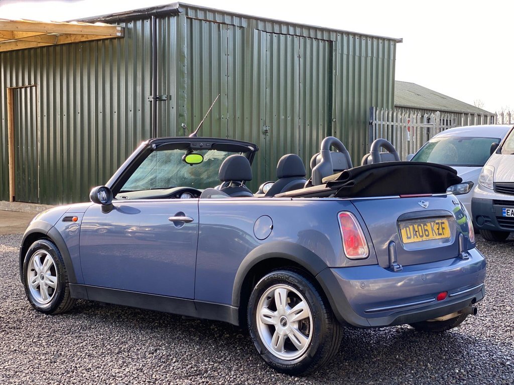 Used MINI Convertible 2006 for sale - 77397292: Photo 4
