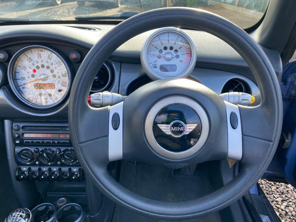 Used MINI Convertible 2006 for sale - 77397292: Photo 43