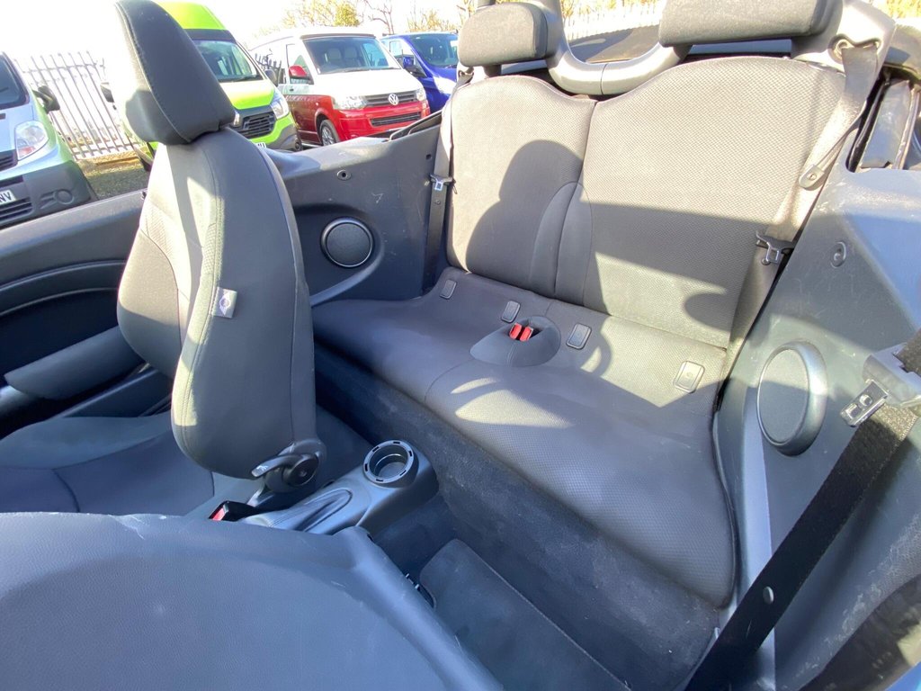 Used MINI Convertible 2006 for sale - 77397292: Photo 48