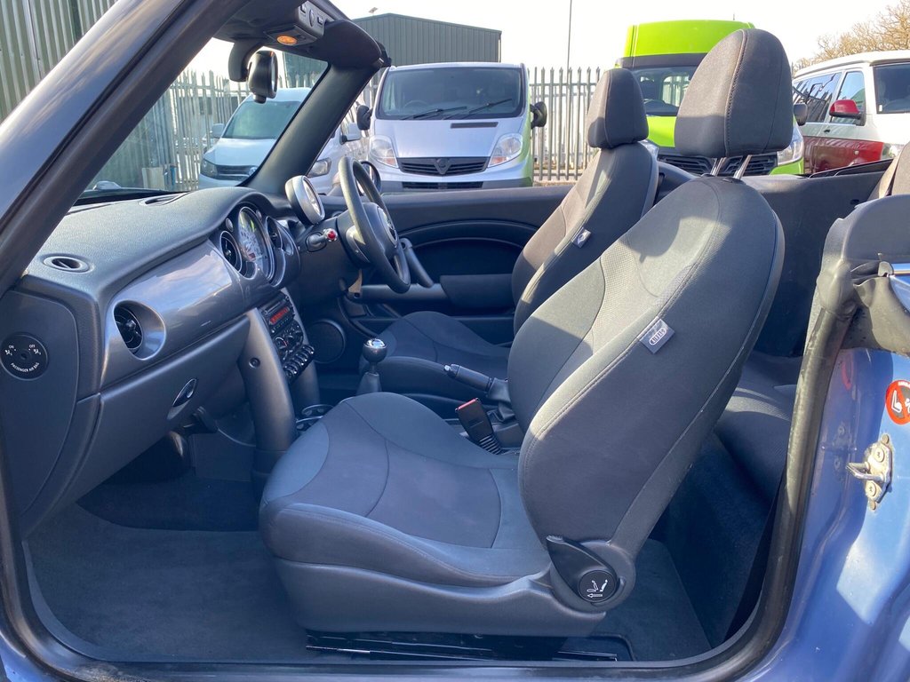 Used MINI Convertible 2006 for sale - 77397292: Photo 50