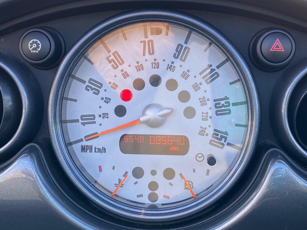 Used MINI Convertible 2006 for sale - 77397292: Photo 8