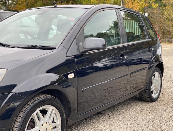 Used Ford Fiesta 2007 for sale - 76304210: Photo 25