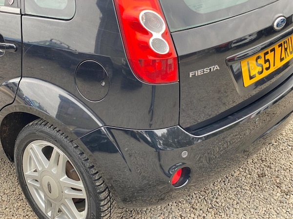 Used Ford Fiesta 2007 for sale - 76304210: Photo 26