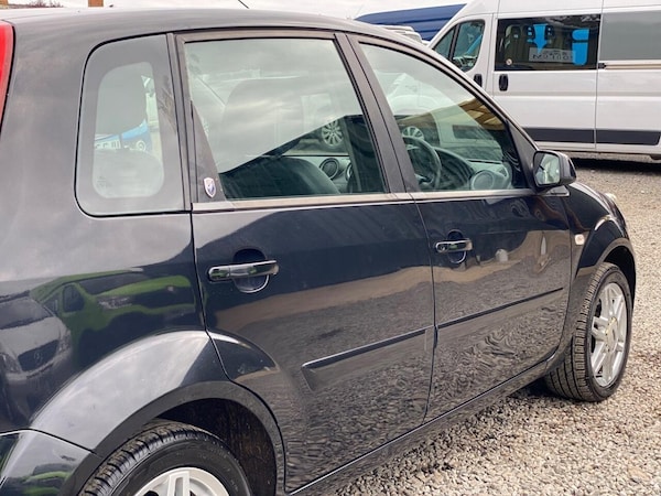 Used Ford Fiesta 2007 for sale - 76304210: Photo 29