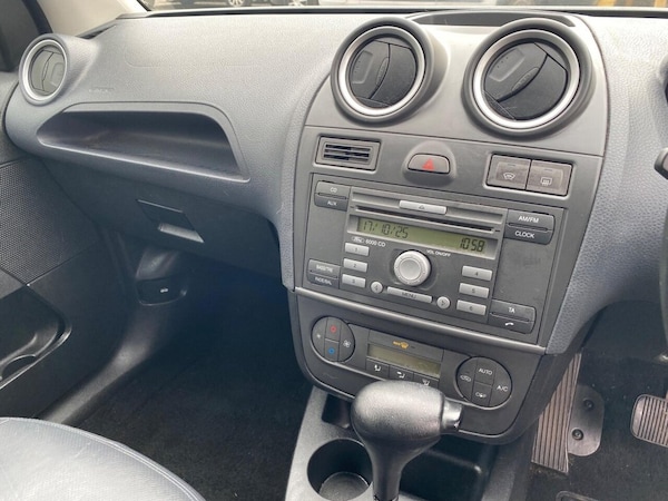 Used Ford Fiesta 2007 for sale - 76304210: Photo 32
