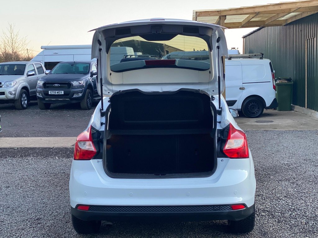 Used Ford Focus 2014 for sale - 76758651: Photo 12