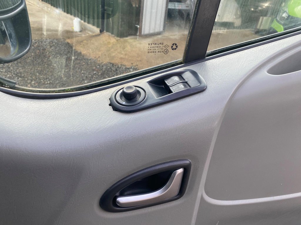 Used Vauxhall Vivaro 2007 for sale - 76496305: Photo 38