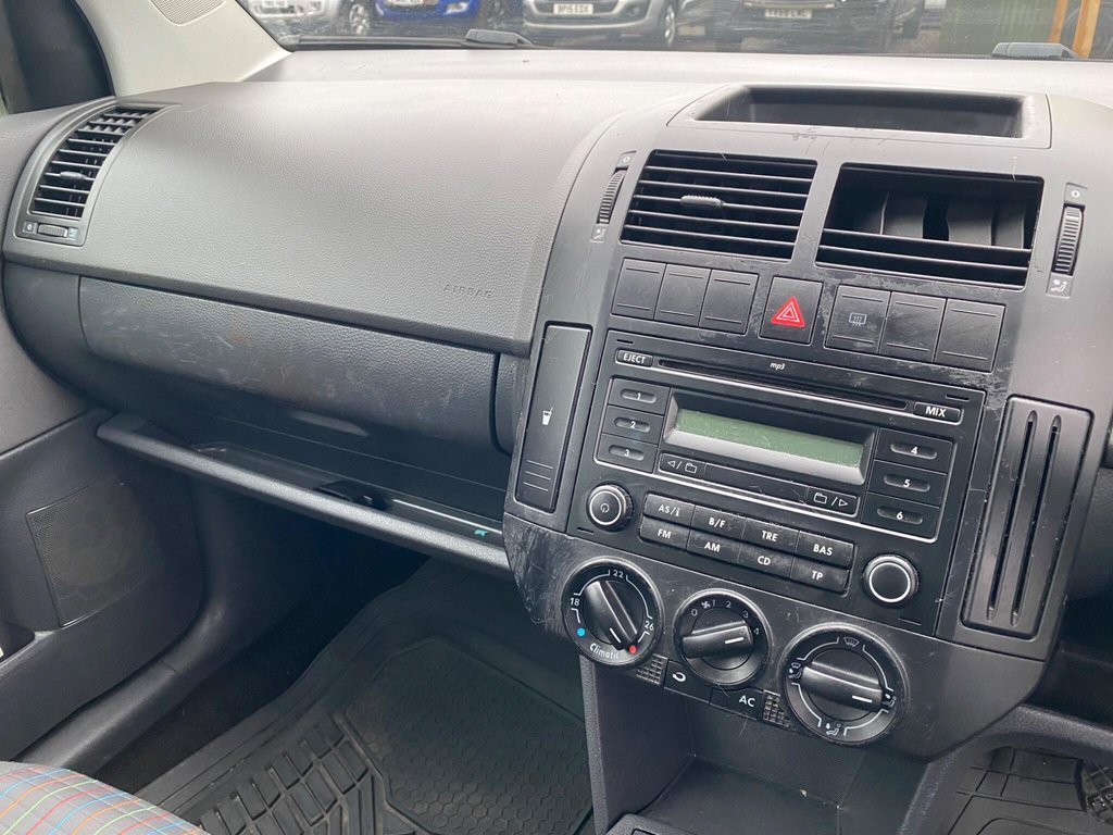 Used Volkswagen Polo 2006 for sale - 77288267: Photo 8