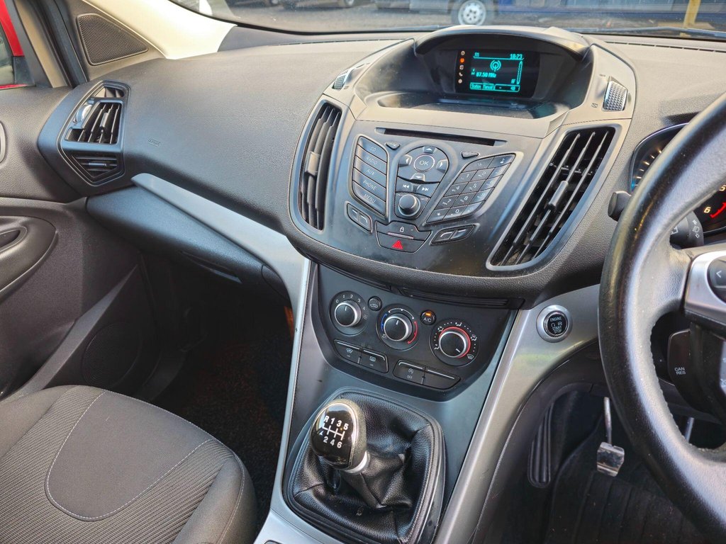 Used Ford Kuga 2015 for sale - 77593738: Photo 19