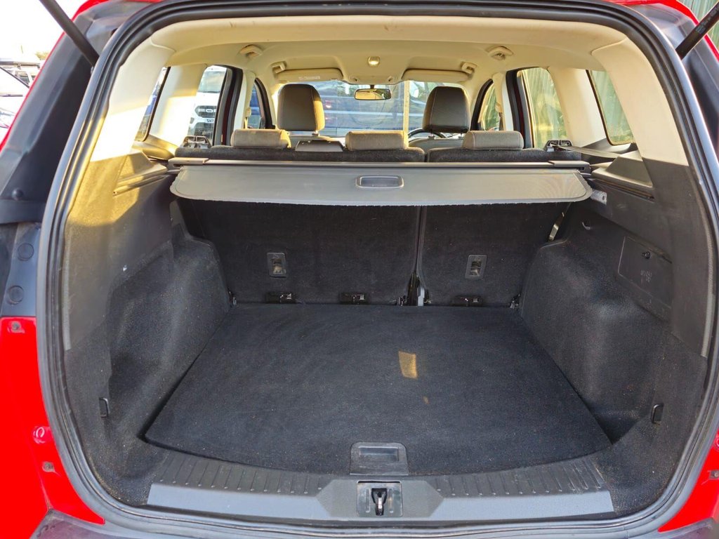 Used Ford Kuga 2015 for sale - 77593738: Photo 38